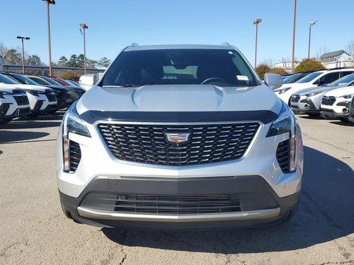 2022 Cadillac XT4 Premium Luxury