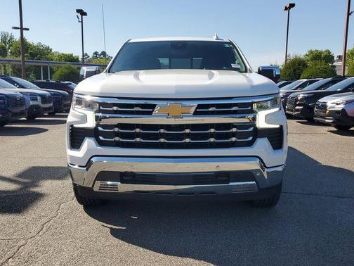 Summit White 2022 Chevrolet Silverado 1500 LTZ