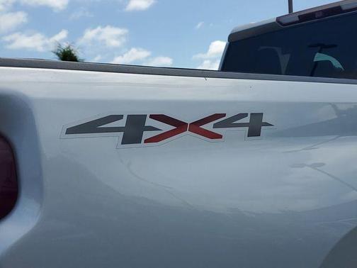 Silver Ice Metallic 2020 Chevrolet Silverado 2500 Custom