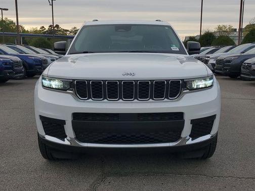 2021 Jeep Grand Cherokee L Laredo