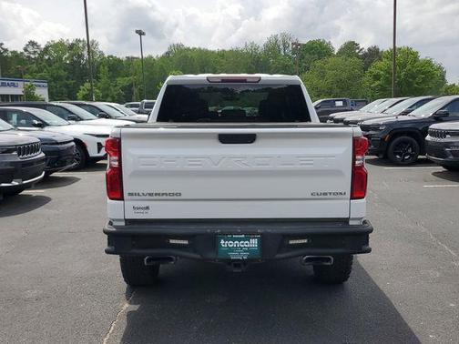 2021 Chevrolet Silverado 1500 Custom Trail Boss