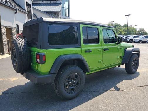 2025 Jeep Wrangler Sport