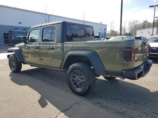 2025 Jeep Gladiator Sport