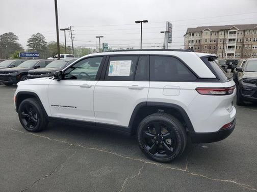 2023 Jeep Grand Cherokee Altitude