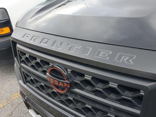 2024 Nissan Frontier PRO-4X