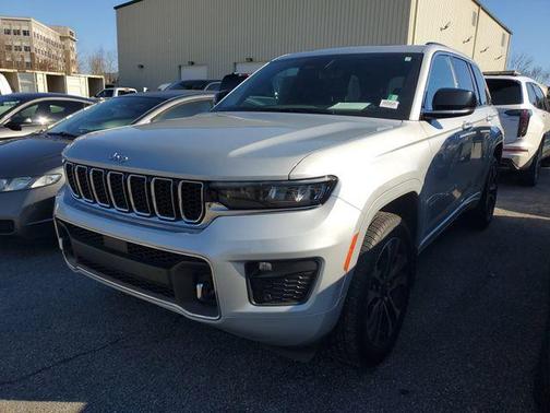 2022 Jeep Grand Cherokee Overland