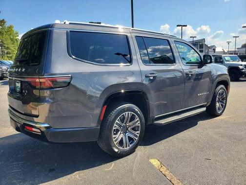 2024 Jeep Wagoneer Base
