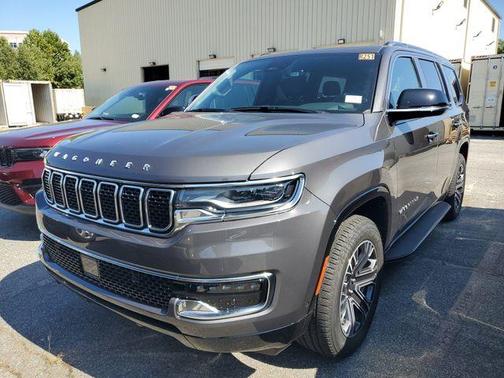 2024 Jeep Wagoneer Base