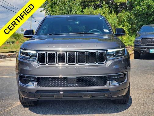 2024 Jeep Wagoneer Base