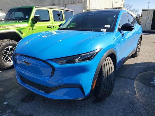 2024 Ford Mustang Mach-E Select