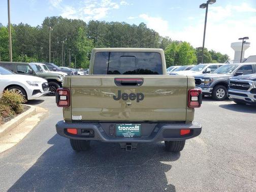 2025 Jeep Gladiator Sport