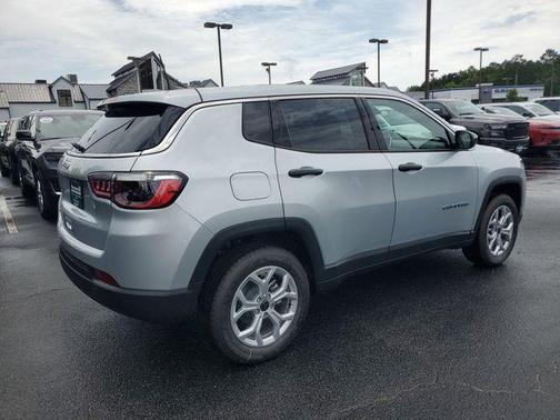 2025 Jeep Compass Sport