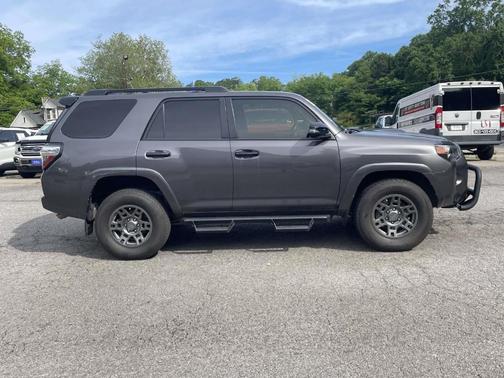 Magnetic Gray Metallic 2020 Toyota 4Runner Venture