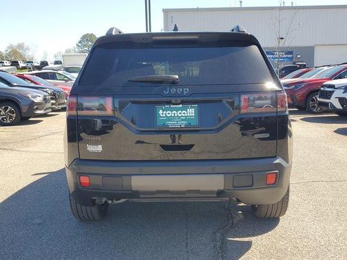 2026 Jeep Cherokee Overland