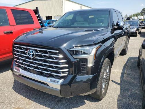 2023 Toyota Tundra Hybrid Capstone