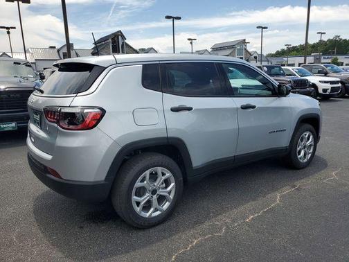 2025 Jeep Compass Sport