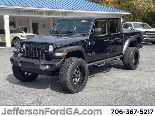 2020 Jeep Gladiator Sport