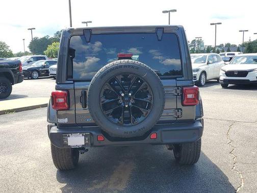 2025 Jeep Wrangler 4xe Sahara