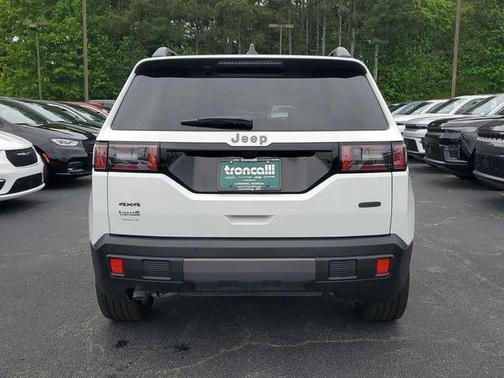 Bright White Clearcoat 2026 Jeep Cherokee Overland