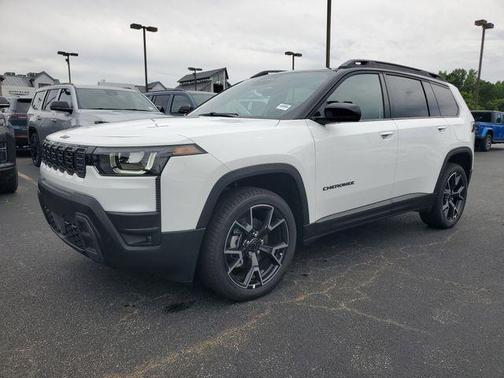 Bright White Clearcoat 2026 Jeep Cherokee Overland