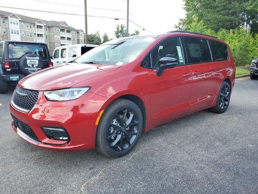 2025 Chrysler Pacifica Limited