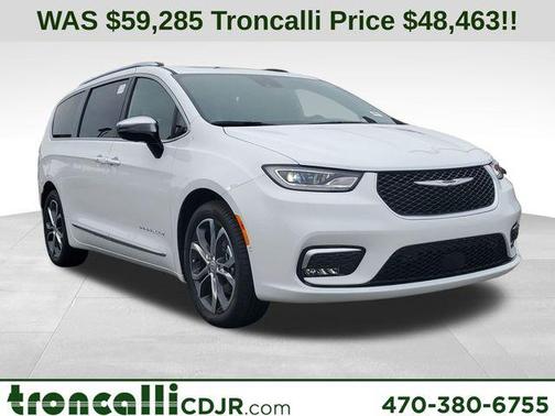 Bright White Clearcoat 2026 Chrysler Pacifica Pinnacle