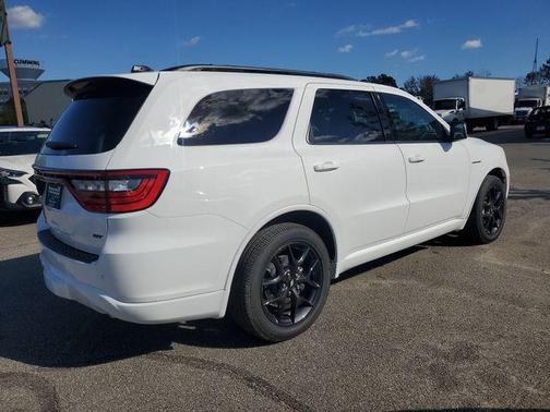 2026 Dodge Durango GT HEMI V8