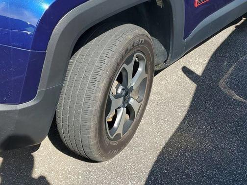 2019 Jeep Renegade Trailhawk