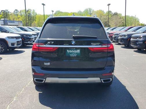 2022 BMW X7 xDrive40i
