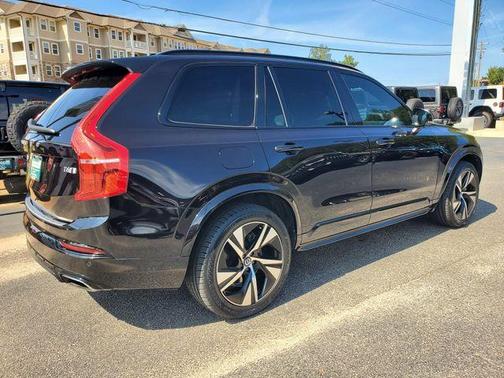 2020 Volvo XC90 T6 R-Design 7 Passenger