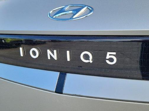 Gold 2023 Hyundai IONIQ 5 SEL