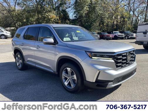 2023 Honda Pilot EX-L 8-Passenger
