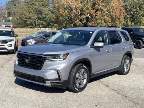 2023 Honda Pilot EX-L 8-Passenger