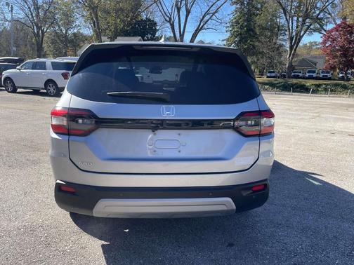 2023 Honda Pilot EX-L 8-Passenger