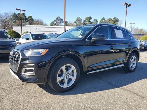 2024 Audi Q5 40 Premium