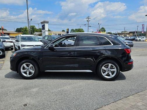 2024 Audi Q5 40 Premium