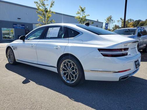 2023 Genesis G80 2.5T