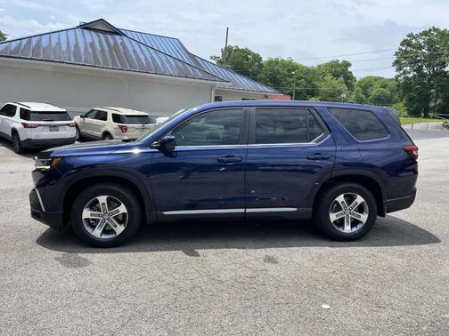 Obsidian Blue Pearl 2023 Honda Pilot EX-L 8-Passenger