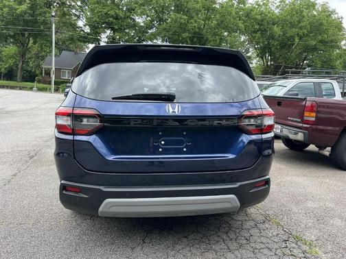 Obsidian Blue Pearl 2023 Honda Pilot EX-L 8-Passenger