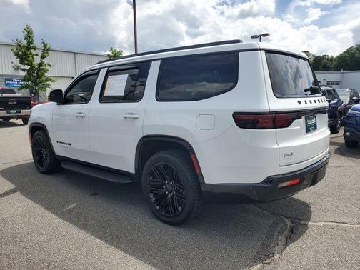 Bright White Clearcoat 2025 Jeep Wagoneer Series II
