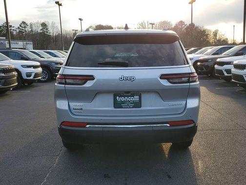 2025 Jeep Grand Cherokee L Laredo