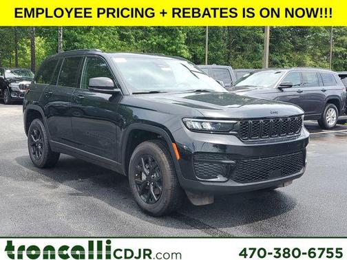 2025 Jeep Grand Cherokee Laredo