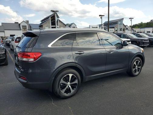 2017 Kia Sorento EX