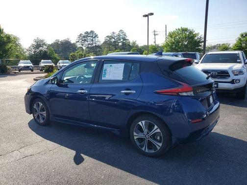 2020 Nissan Leaf SV