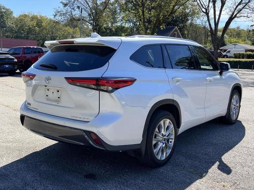 2023 Toyota Highlander Limited