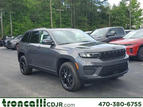 2025 Jeep Grand Cherokee Laredo
