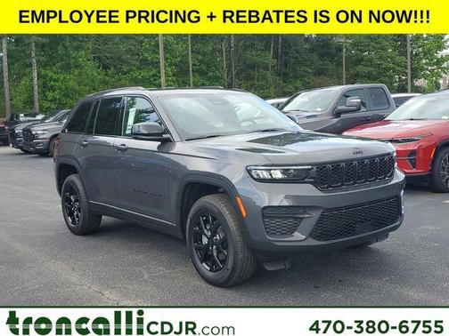 2025 Jeep Grand Cherokee Laredo