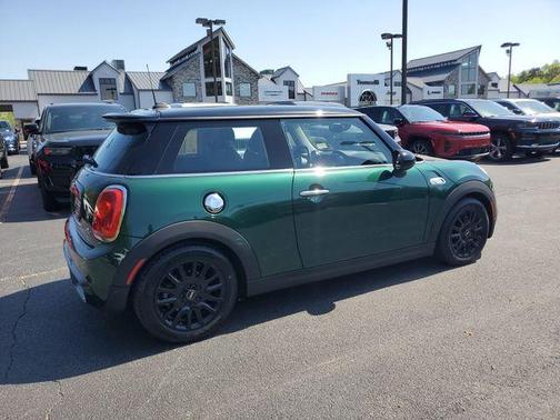 2017 MINI Hardtop Cooper S