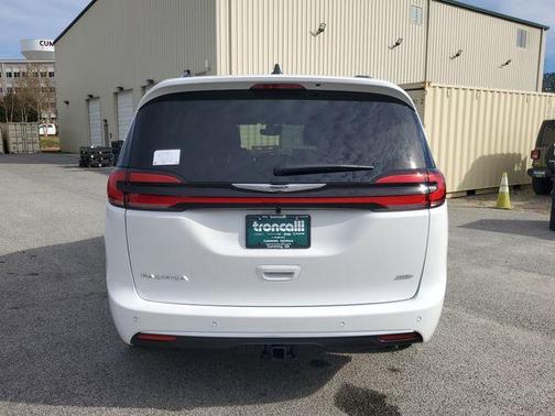 2026 Chrysler Pacifica Pinnacle