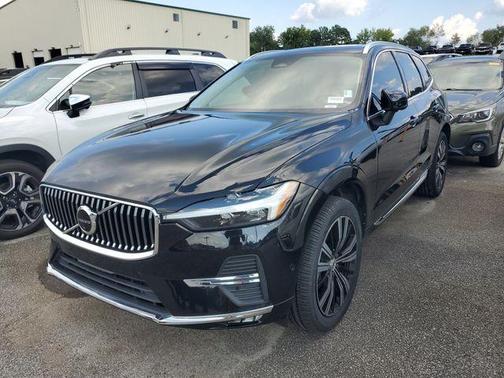 2022 Volvo XC60 B6 Inscription